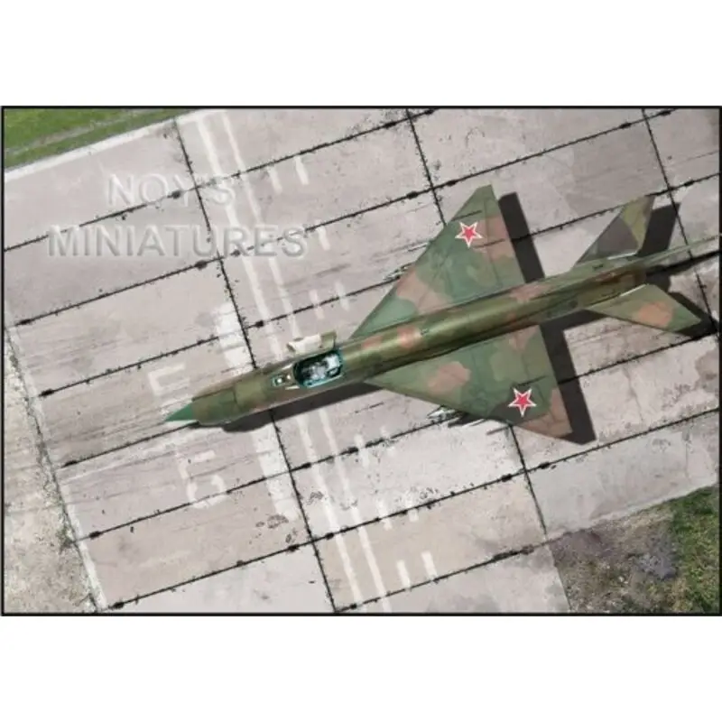 Express Levering Soviet PAG-14: A single 1/32 sheet (approx. dimensions: Length: 59.3 cm / 23.35 inch Width: 40 cm / 15.75 inch).