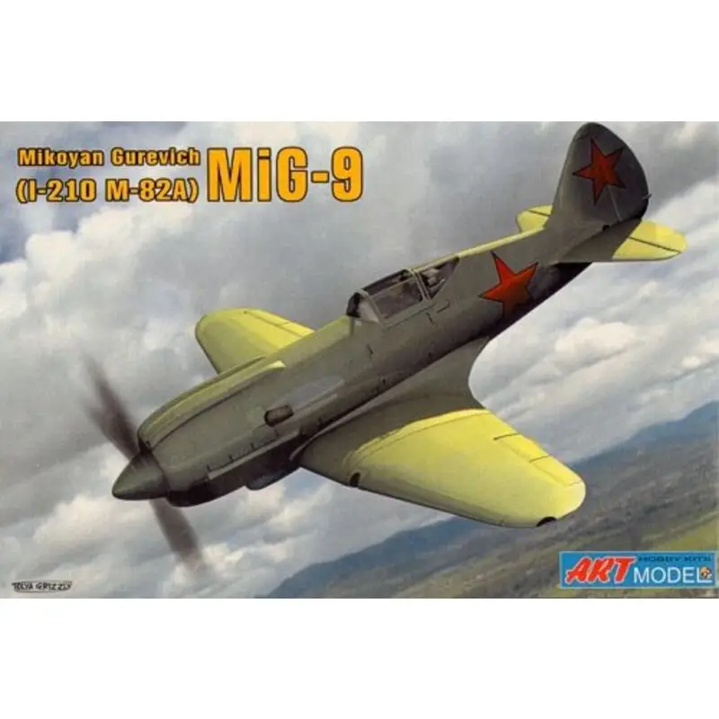 Mikoyan Gurevich MiG-9 (I-210 M-82A) Schaalmodel Hete Deal