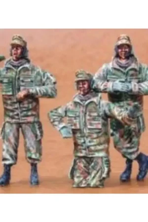 Bundeswehr tankers winter. Set contains 21/2 fig. Bundeswehr tankers winter uniform. Laatste Kans