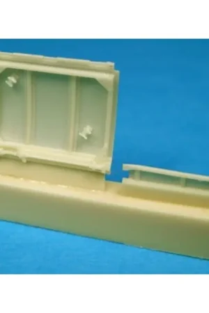 Supermarine Spitfire Mk.XIII/ Supermarine Spitfire Mk.IX cockpit door interior with crowbar (toebehoren voor modelbouwsets van T Beperkte Voorraad