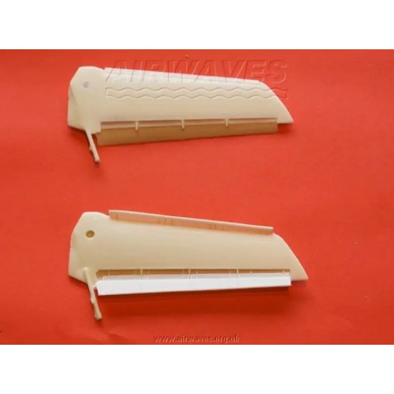 Tijdelijk Beschikbaar Panavia Tornado wings with open slats (toebehoren voor modelbouwsets van Hasegawa)