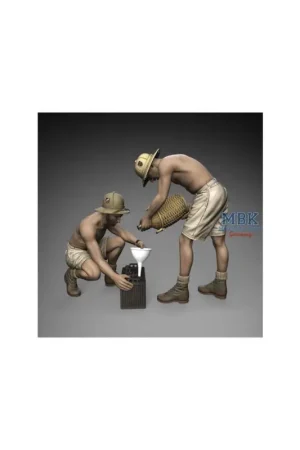 DAK soldiers battery maintenance (1:35) Figuren Flitsaanbieding