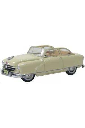 Nash rambler custom landau convertible (open) 1950 champagne ivory Miniatuur Koopje