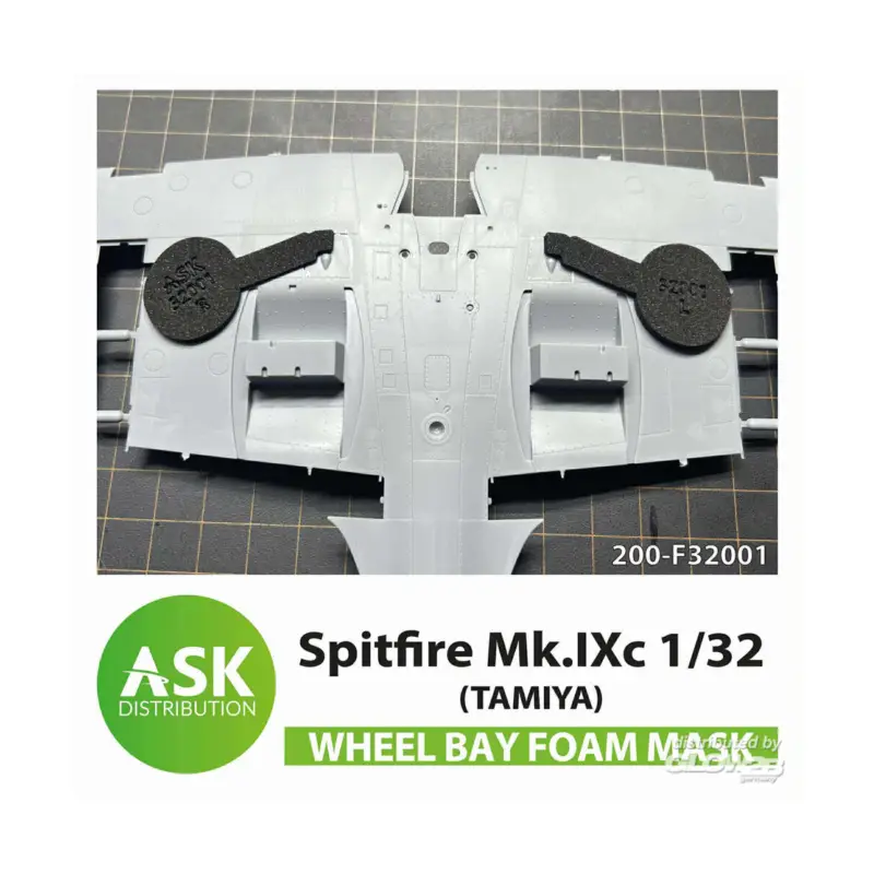 Spitfire Mk.IXc Wheel bays - FOAM flexibel express fit mask for Tamiya Must-Have