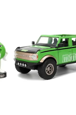 Snelle Levering 1:24 ford bronco w/m&m's green figure green hollywood rides 2021 Miniatuur