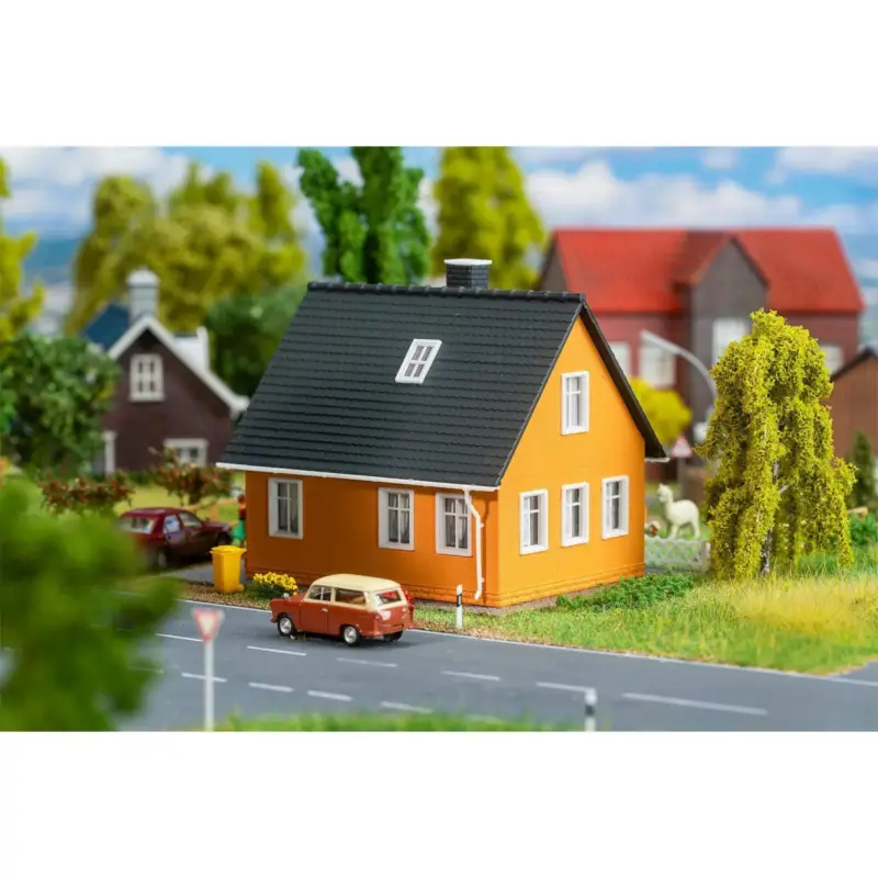 Subdivision house Finale Uitverkoop