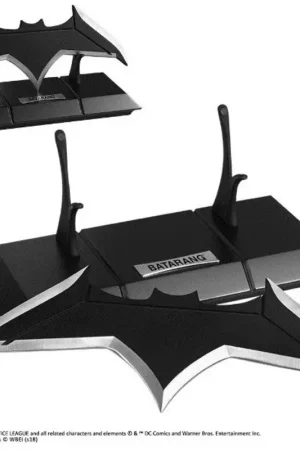 Justice League Replica 1/1 Batarang Alleen Vandaag