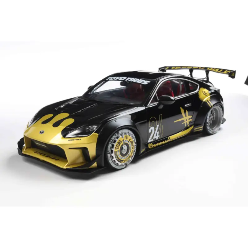 Snelle Levering Toyota gr86 liberty walk body kit black & gold 2024 1/18 Miniatuur