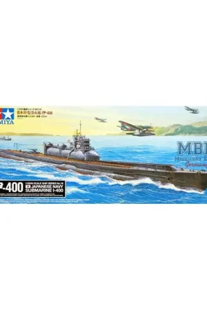 Flitsaanbieding Japanese Navy Submarine I-400 The World′s Largest Submarine Carrier The I-400 was a submarine the likes of which the world had n