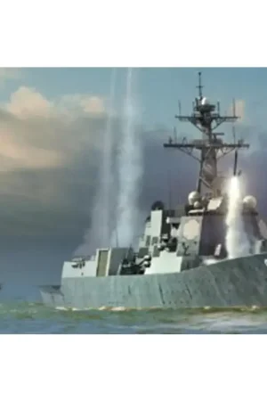 Koop Vandaag USS Momsen DDG-92 Schaalmodel