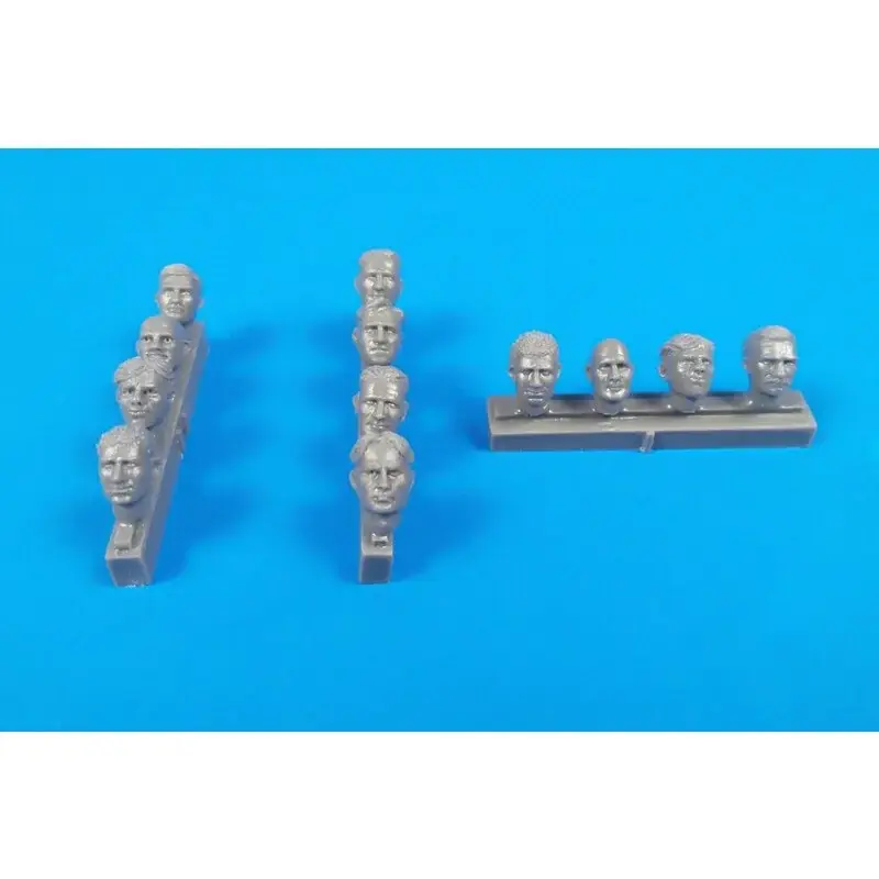 Laatste Kans Universal Pilot Heads - zonder hoofdbedekking (12 stuks) De set bestaat uit 12 stuks van verschillende koppen zonder hoofd bedek
