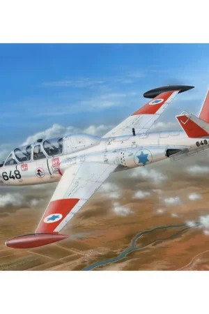 Fouga CM.170 Magister / IAI Tzukit 'IAF' Model van een straaltrainer en een licht aanvalsvliegtuig in kleuren van de IAF.De set Direct Beschikbaar