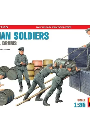 Duitse militairen met brandstoftrums. speciale editie Aanbieding