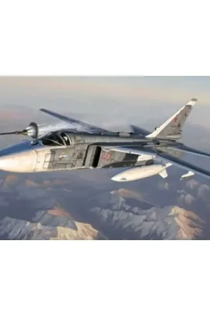 Weekendaanbieding Sukhoi Su-24M Fencer-D Schaalmodel
