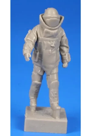Premium Bomb Disposal Technician. Exquisitely detailed figure of contemporary bomb disposal techician wearing his protective suit.This s
