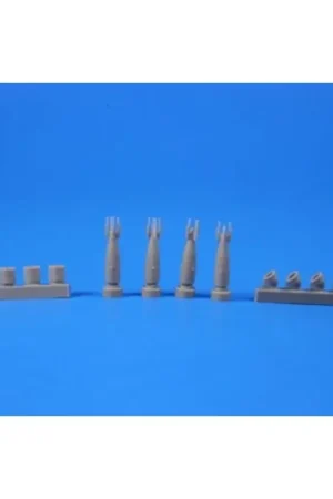 Merkproduct British G.P. 250-lb. bomb Mk.IV (4 pcs)Four detailed British General Purpose 250 lb Mk.IV resin bombs are offered to the modelle