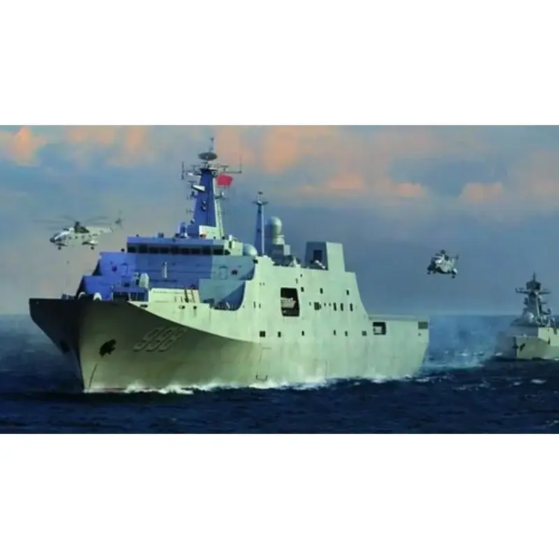 Gereduceerde Prijs PLA Navy Type 071 Amphibious Transport DockLPD Schaalmodel