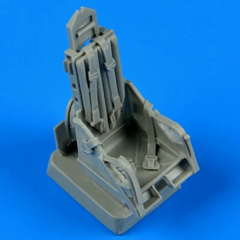 Exclusieve Aanbieding Mikoyan MiG- 15bis ejection seat with safety beltsdesigned to be used with Monogram and Tamiya kits