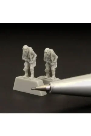 Bestel Nu Luftwaffe pilots standing WWII x 2 German pilots Figuren