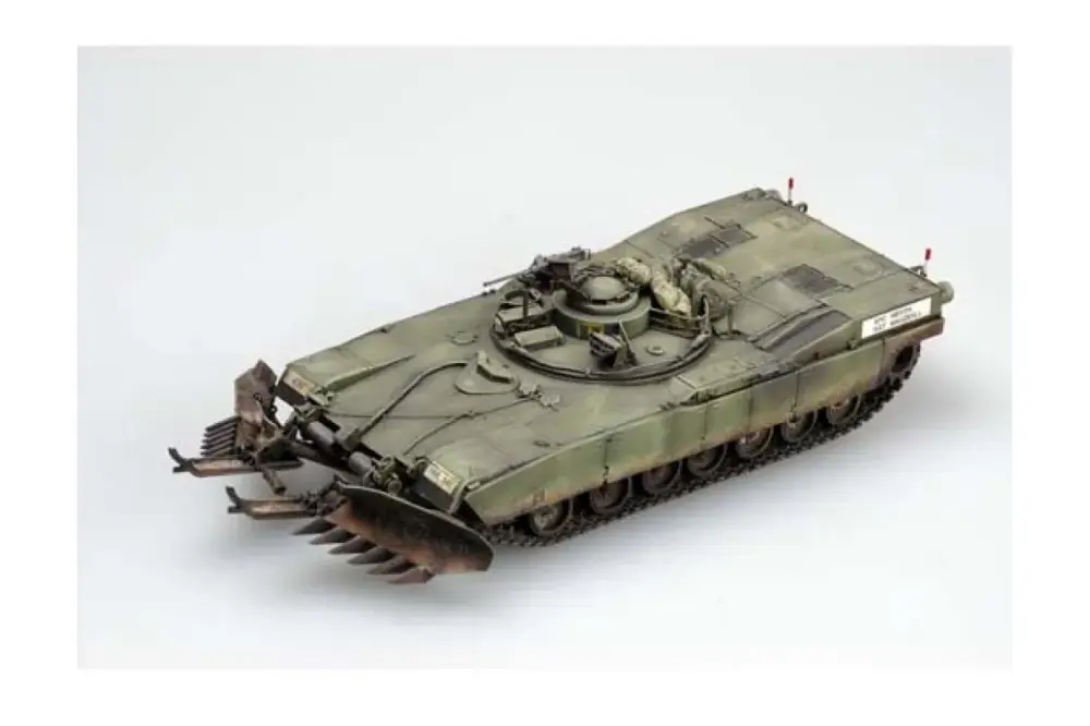 Speciale Aanbieding Trumpeter 1/35 M1A1/A2 Abrams 5 in 1