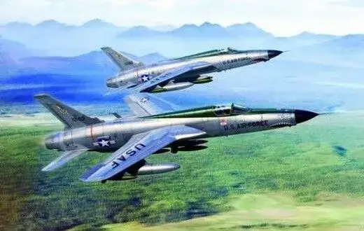 Uitverkoop Trumpeter 1/72 F-105D Thunderchief