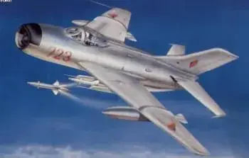 Trumpeter 1/32 Mikoyan MiG-19PM Farmer E Op = Op